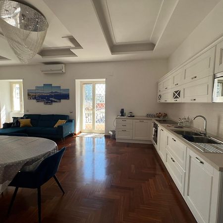 Holiday Home Mar Pacifico Napoli Exterior photo